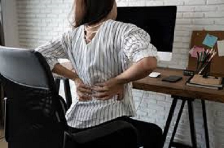 The problem of back pain will increase by 36 percent by 2050, working youth who sit on chairs for long periods of time are increasingly becoming victims of this problem, research was done by scientists from the University of Turku, Finland