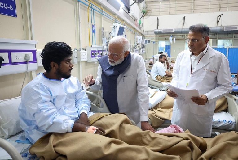 The Prime Minister assured that the guilty will be punished, visited LNJP Hospital, and met the victims of the explosion